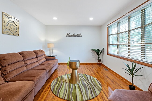 Front sitting room - 701 Revels Dr