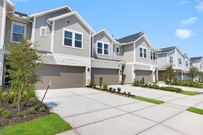 Photo - 8117 Danson Ln