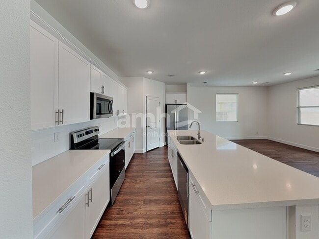 Photo - 9128 Taft Point Ct