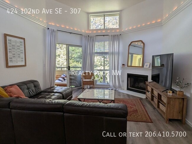 Photo - 424 102nd Ave SE