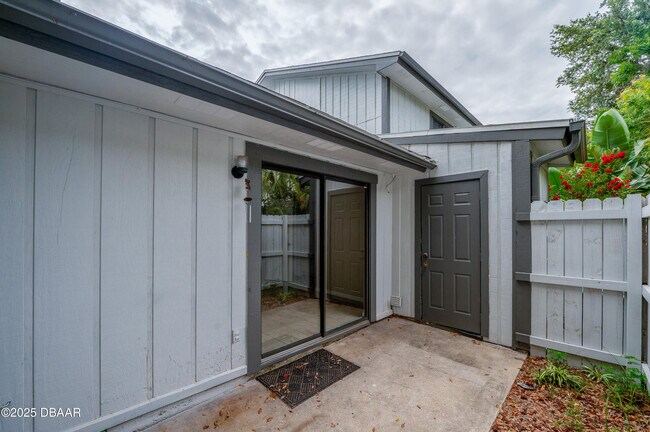 Photo - 26 Arbor Lake Park