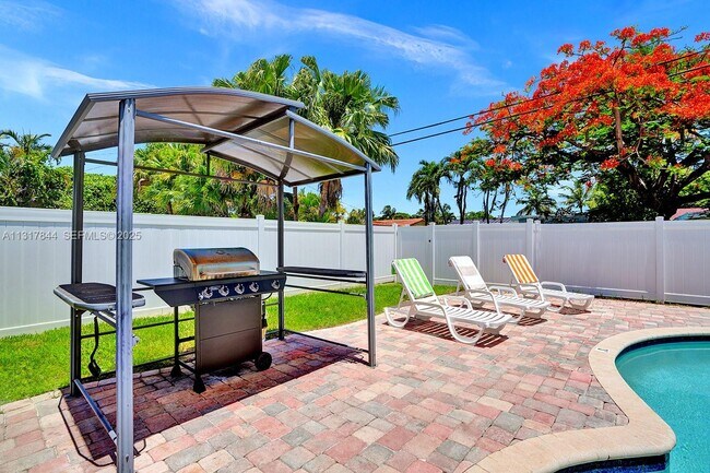 Photo - 1301 Rodman St