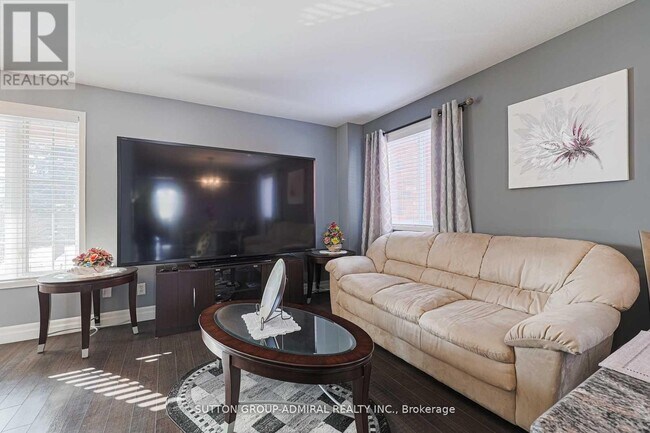 Photo - 242 Mapleton Ave