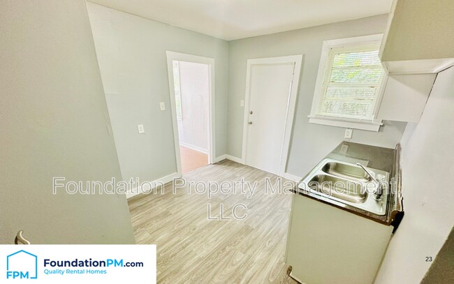 Photo - 1117 Keating St