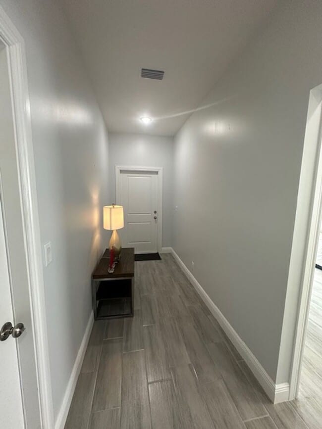 Photo - 3 Bedroom 2 Bath 1 Car Garage