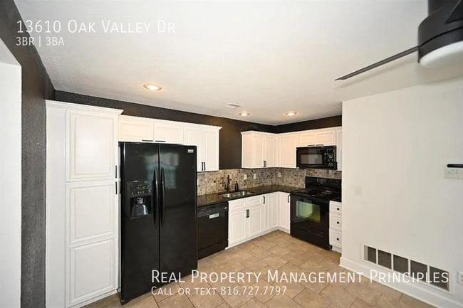Photo - 13610 Oak Valley Dr