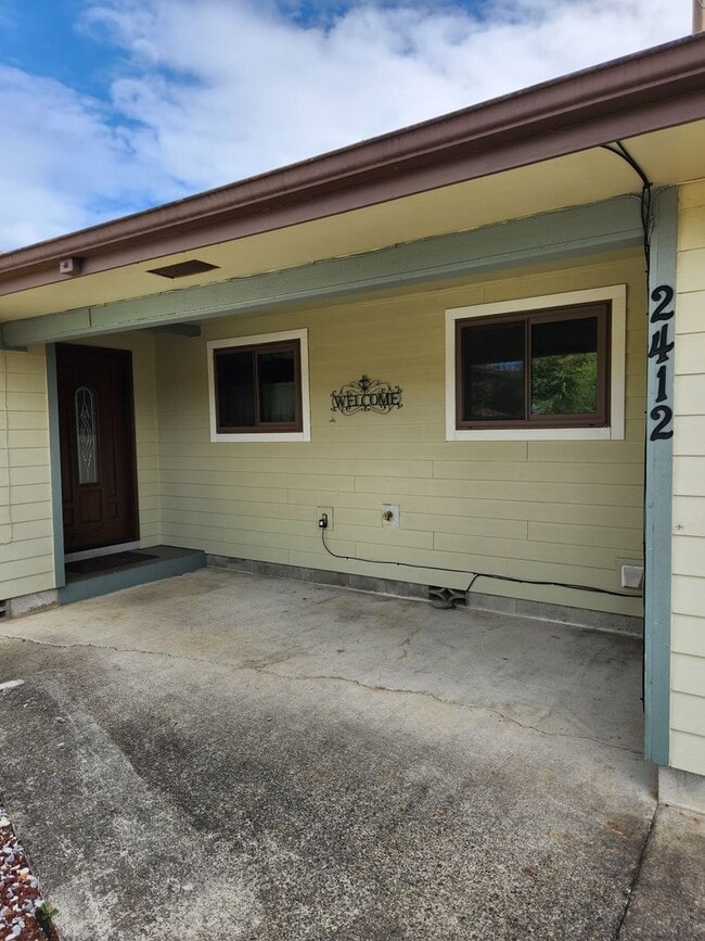 Photo - 3 bedroom home in quiet neighborhood.