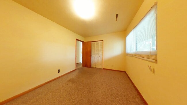Photo - 2 Bed 1 bath Apartment Rental in Parkview area Newport News Unit Apt 11