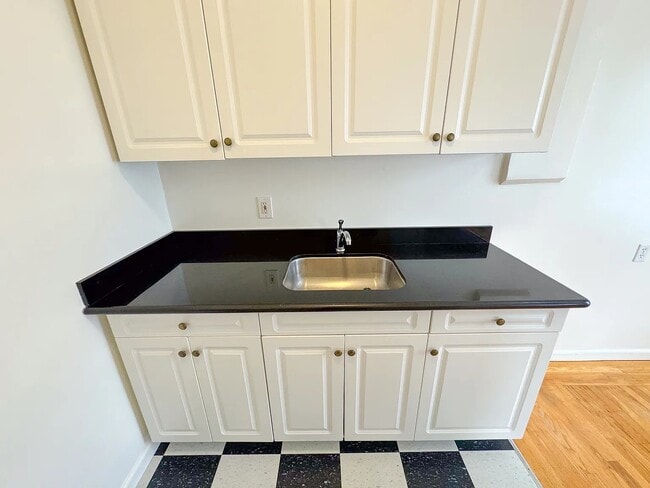Photo - 2495 Sutter St Unit APT 2