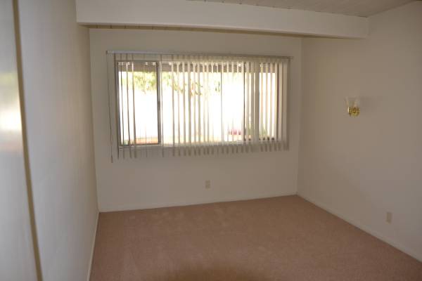 Photo - Sutter Gardens