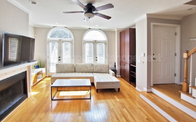 Photo - 835 Piedmont Ave NE