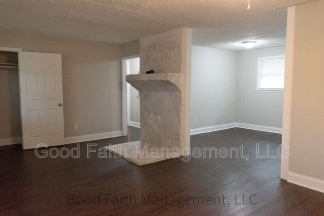 Photo - 3910 Byrd Rd