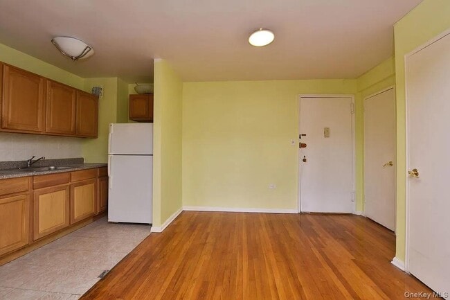 Photo - 34-20 Parsons Blvd Unit 0