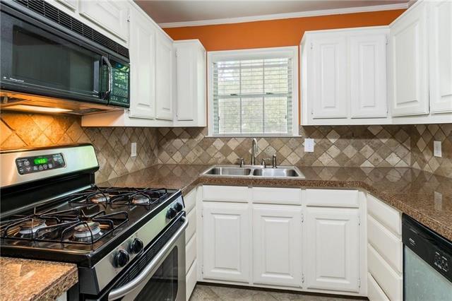 Photo - 9611 Lakemont Dr