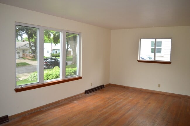 Photo - 149 Leon St Unit 1