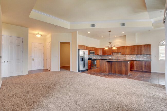 Boca Raton | Luxury Rentals in Las Vegas, Nevada - Boca Raton Apartments