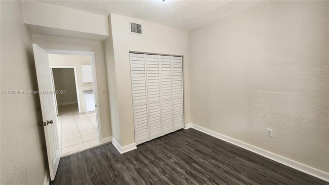 Photo - 829 SW 3rd St