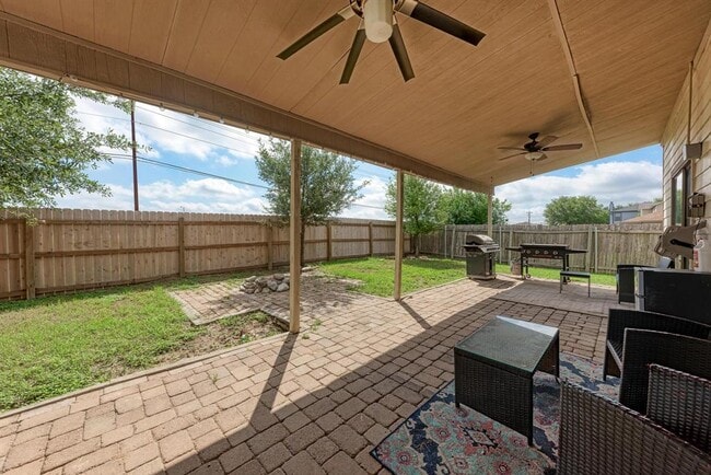 Photo - 103 Salerno Dr