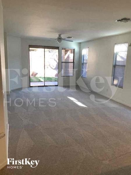 Photo - 29365 N 67th Dr