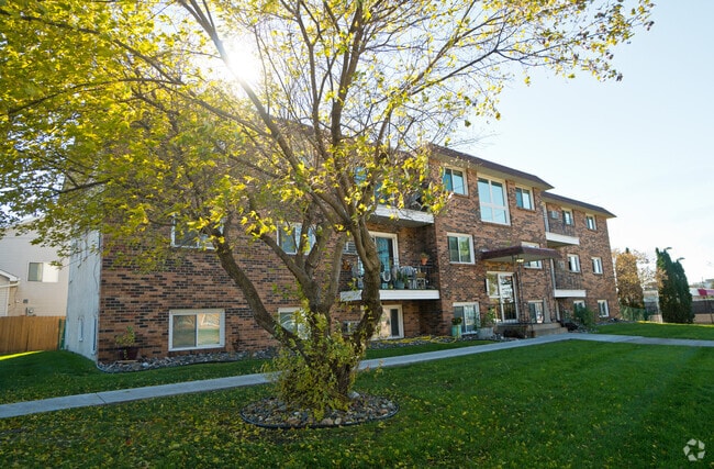 Building Photo - Terrace Manor Rental