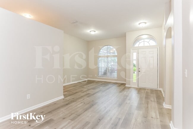 Photo - 2444 Bentwater Dr W