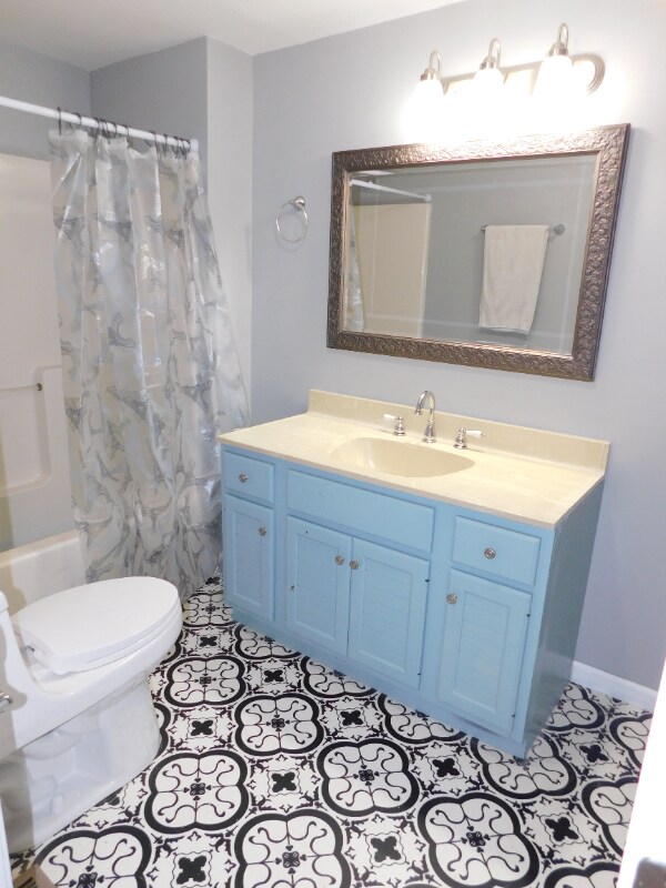 1032 NE Oakland Ave Rental House Rental in Topeka, KS