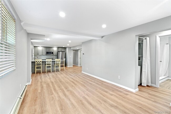 Photo - 5 Lakeview Ave