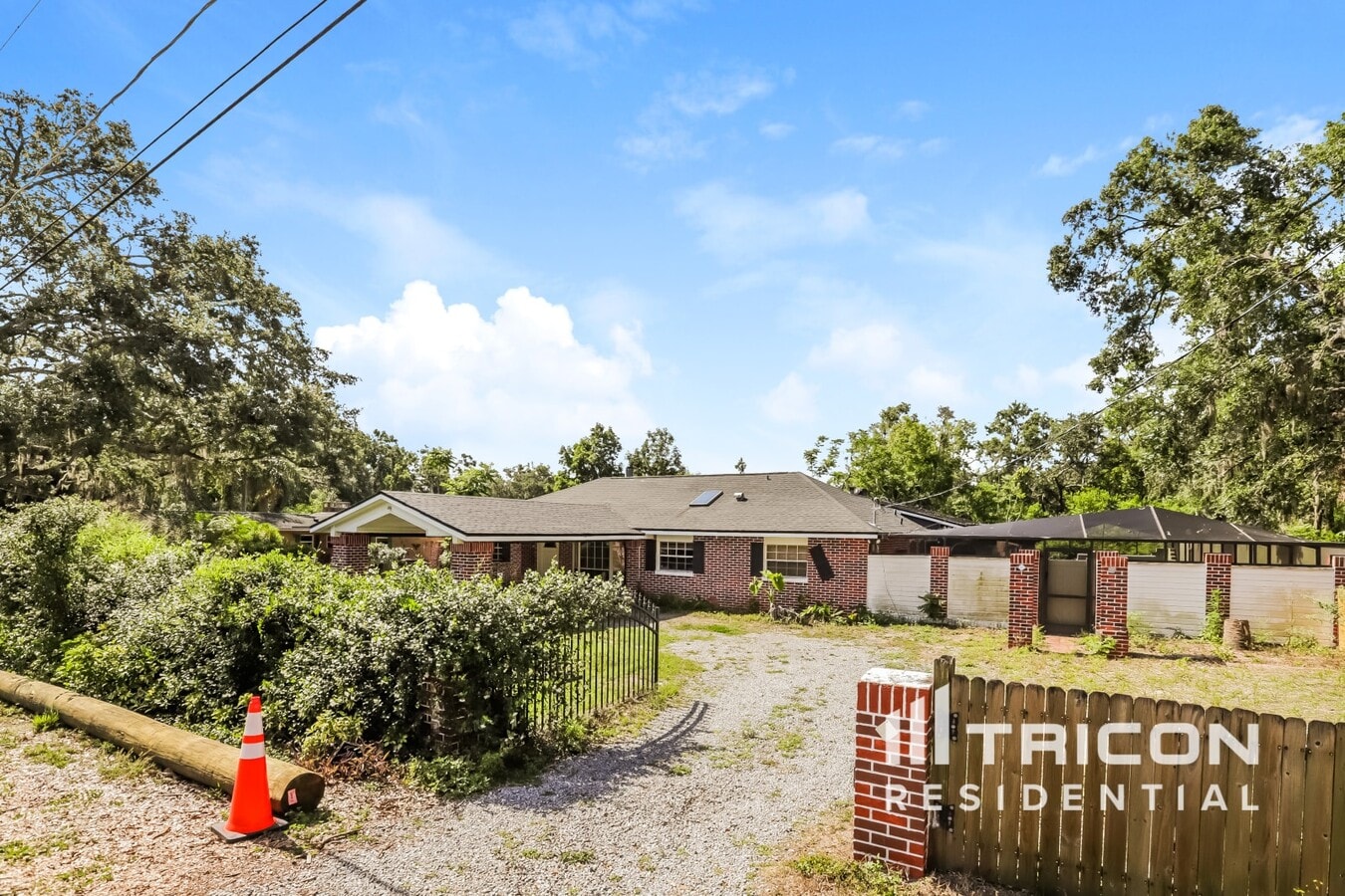 Photo - 1617 Alder Way House