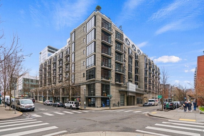 Building Photo - 1030 NW 12th Ave Unit SC211 Rental