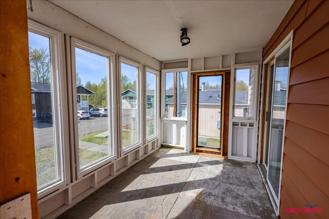 Building Photo - APPLY NOW, AND GET A $900 DISCOUNT ON YOUR... Unit 4002 Rental