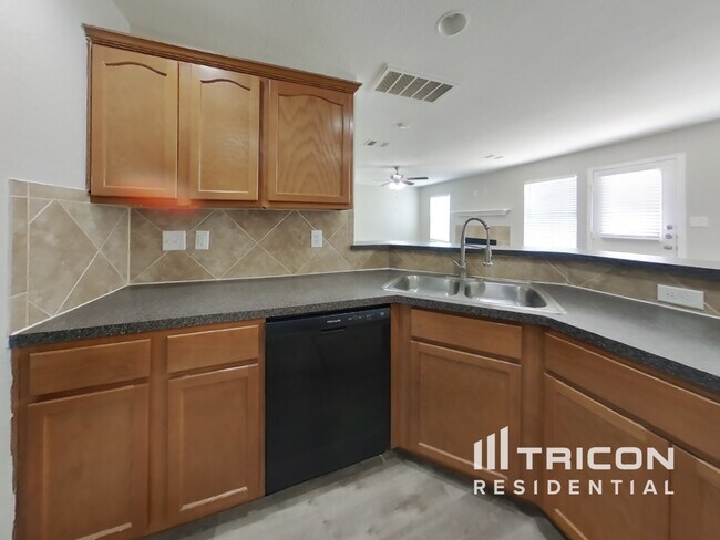 Photo - 9046 Bowring Park