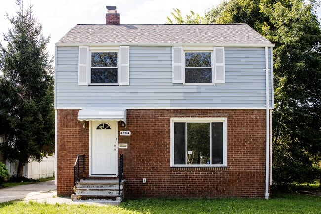 Building Photo - 4004 E 155th St