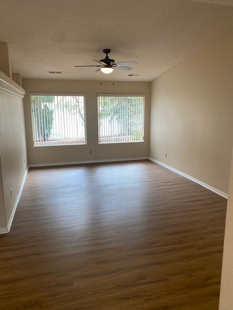 Photo - 660 Vermillion Ave