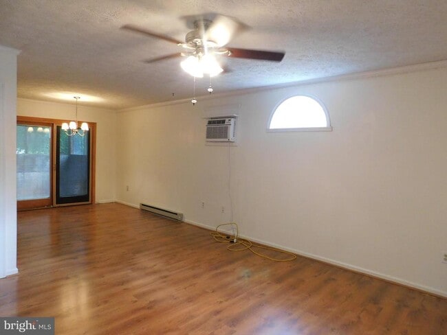 Photo - 320 Opequon Ave