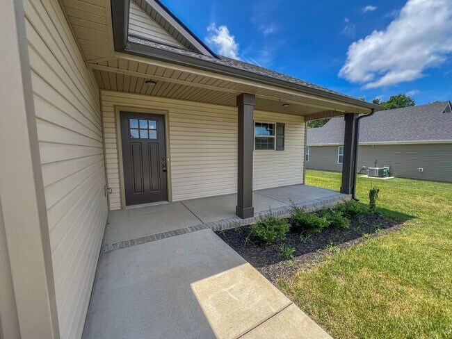 702 Gleason Dr