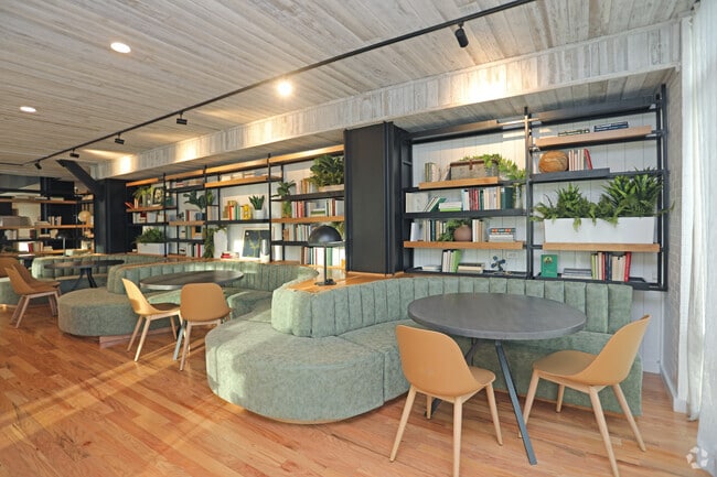 Photo - Hub Blacksburg