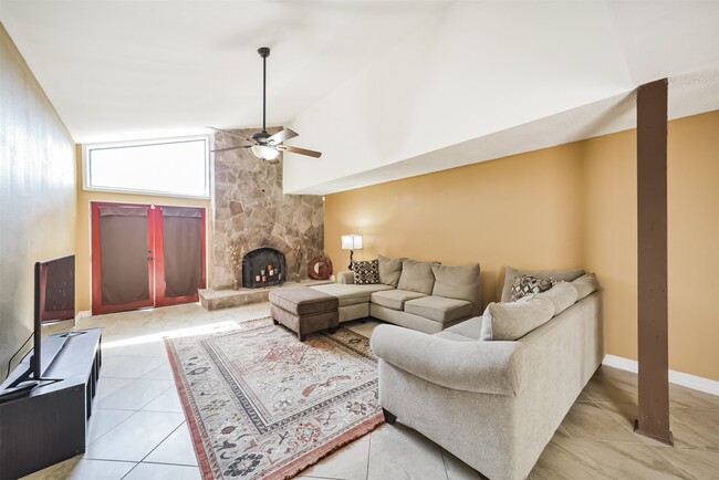 Photo - 4708 N Cashel Cir