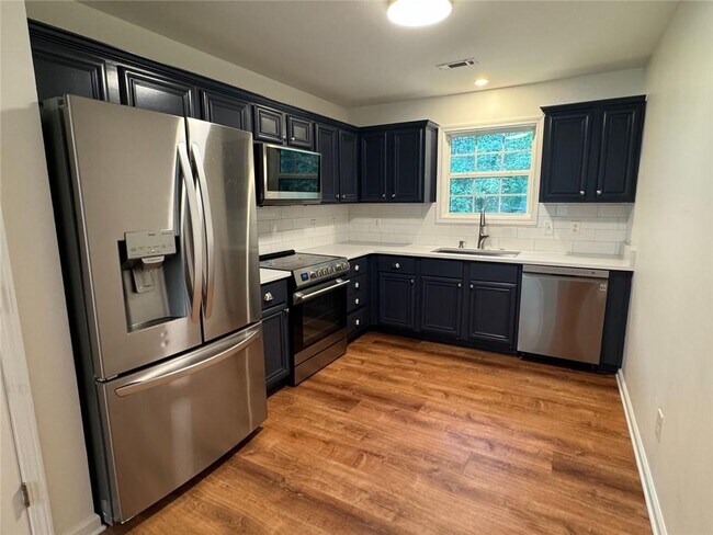 Photo - 67 Johnson Rd NW