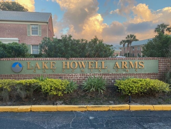 Photo - FREE 1ST MONTH RENT Studio Condo on Lake Howell With Boat Launch Lake Access & Pool! Unit #E