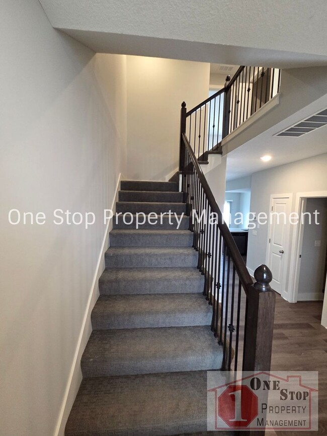 Photo - 3 Bedroom / 2.5 Bathroom Townhome in Louisburg, KS!