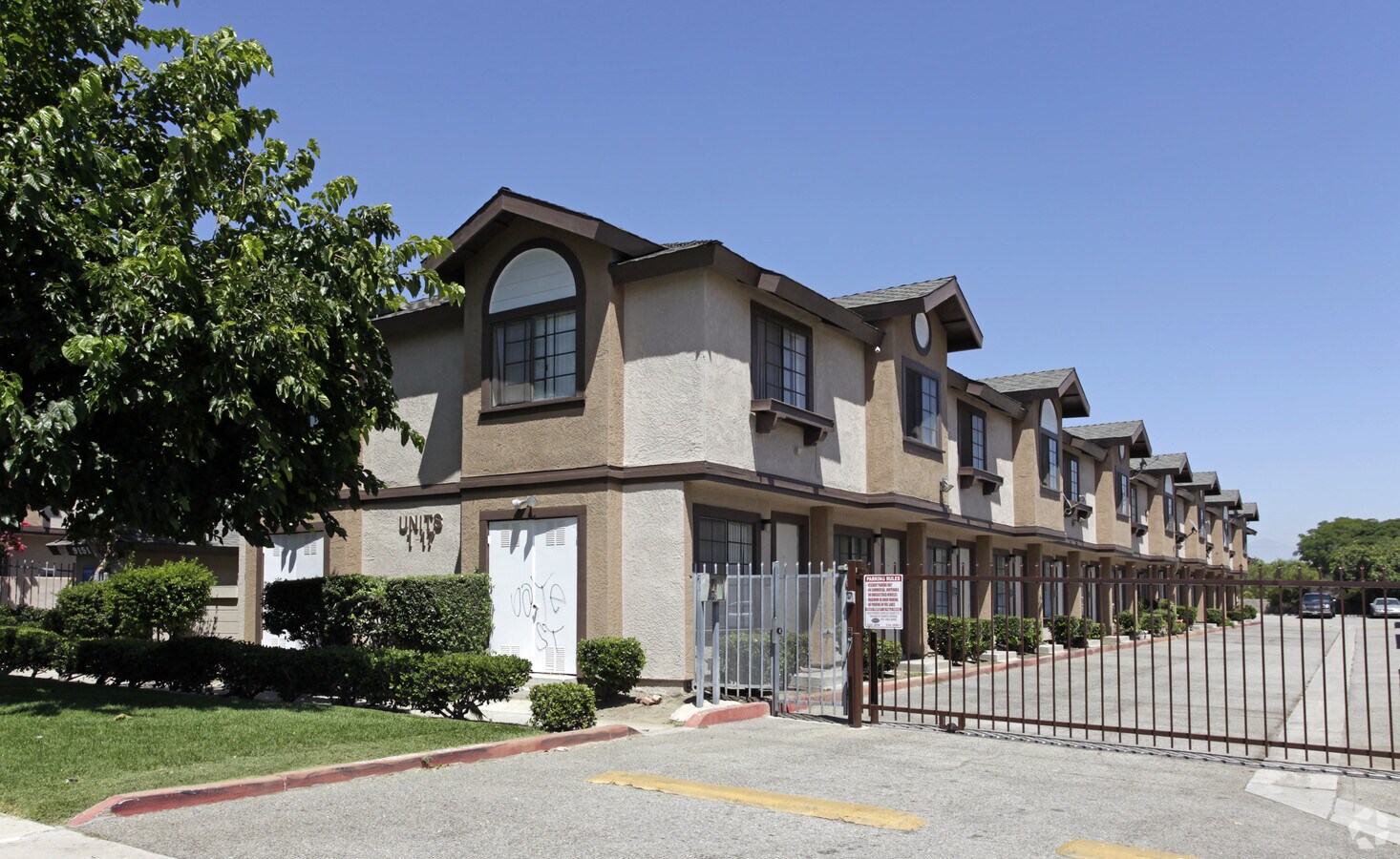 Photo - Summer Breeze Apartments