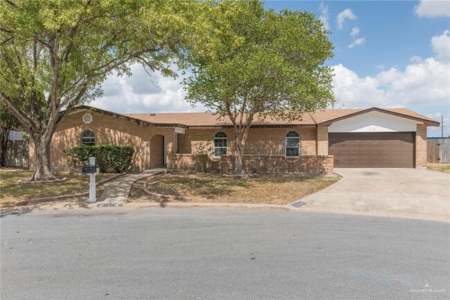 Building Photo - 1718 Tulip Ave Rental
