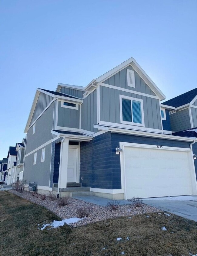 Gorgeous Row End Townhome! - Gorgeous Row End Townhome!