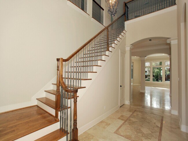 Photo - 15 Serenade Pines Pl