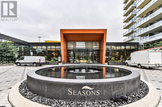 Photo - 85 McMahon Dr Unité 3808