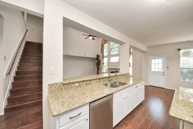 Photo - 11451 Ashford Willow