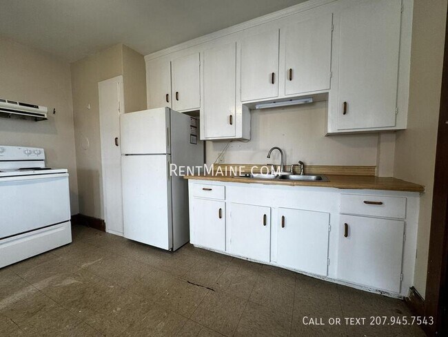 Photo - 172 College Ave Unidad 3
