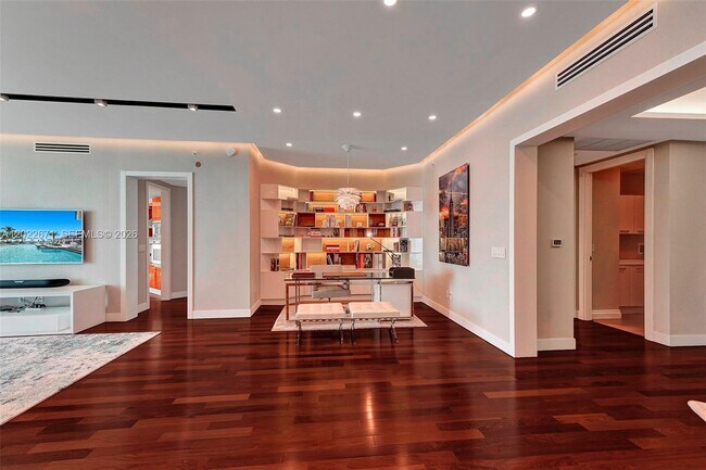 Photo - 16051 Collins Ave Unit 1102