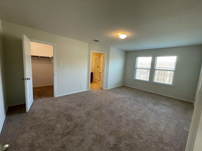 Building Photo - 910 Amber St Rental