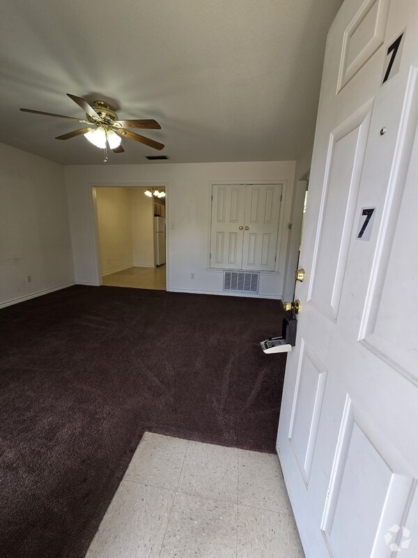 Condos for Rent near New Summerfield TX 15 Condos